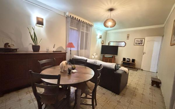 Maison à vendre    4 pièces •  Vieux-Habitants