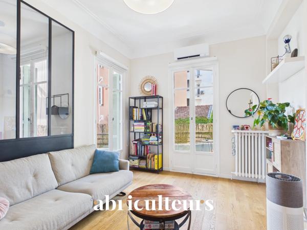 Superbe T2 de 58 m² Entièrement Rénové avec Terrasses Calme Absolu à 2 min de la Gare TGV Nice-Ville
