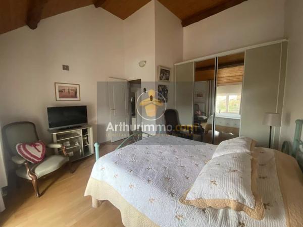Vente                                                      Maison de ville
                        
                     4 pièces                      112 m2                     à Gretz-Armainvilliers