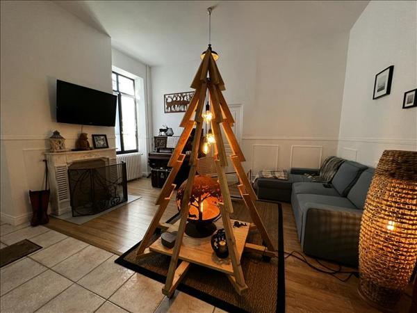 Maison à vendre |  Lignières |  8 pièces | 213 m²