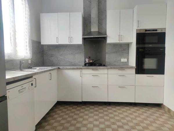 Vente                                                      Maison
                        
                     4 pièces                      72 m2                     à Colombes