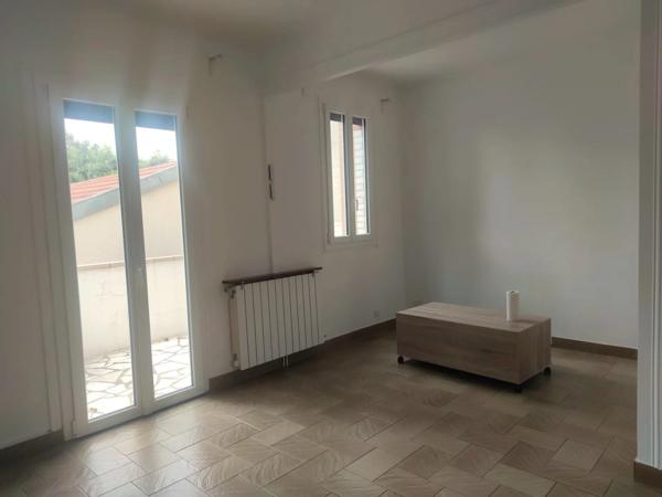 Vente                                                      Maison
                        
                     4 pièces                      72 m2                     à Colombes