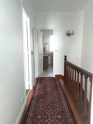 Vente                                                      Maison
                        
                     4 pièces                      72 m2                     à Colombes