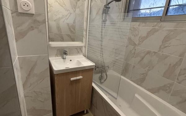 Maison à vendre    6 pièces •  Maxéville