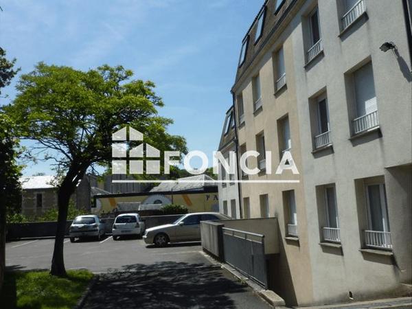 Location Appartement 2 pièces 33.8 m² - 76-78 RUE DE MONTBERNAGE Poitiers 86000