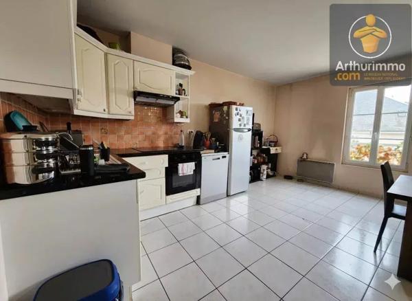 Vente                                                      Immeuble
                        
                                         195 m2                     à Beaugency