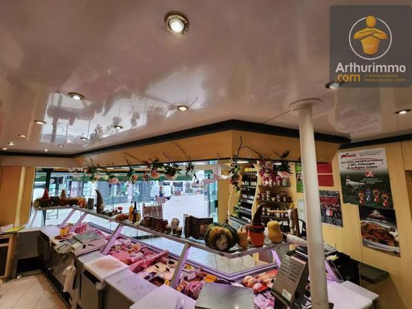 Vente                                                      Immeuble
                        
                                         195 m2                     à Beaugency