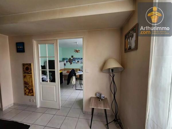Vente                                                      Immeuble
                        
                                         195 m2                     à Beaugency
