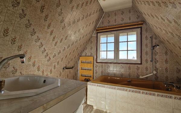 Maison à vendre    5 pièces •  Saint-Marcel