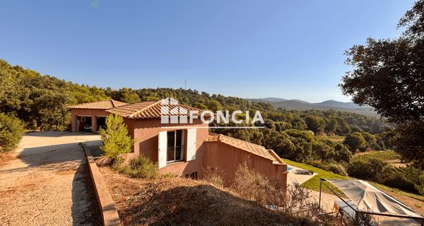 À vendre Maison 5 pièces 180 m² - La Londe-les-maures 83250