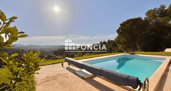 À vendre Maison 5 pièces 180 m² - La Londe-les-maures 83250