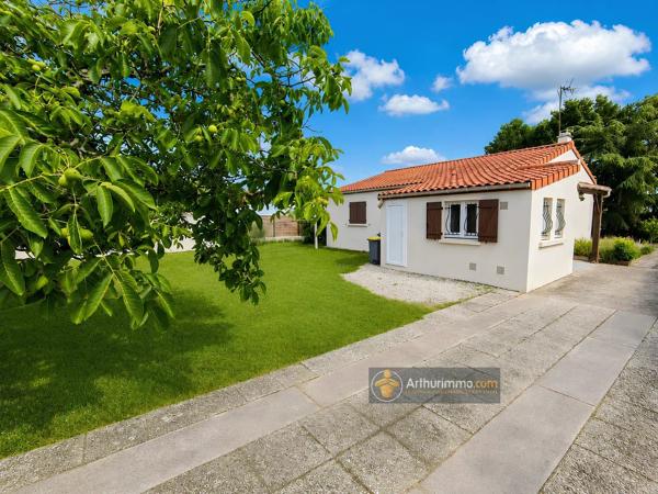 Vente                                                      Maison
                        
                     3 pièces                      82 m2                     à Saint-Jean-de-Monts