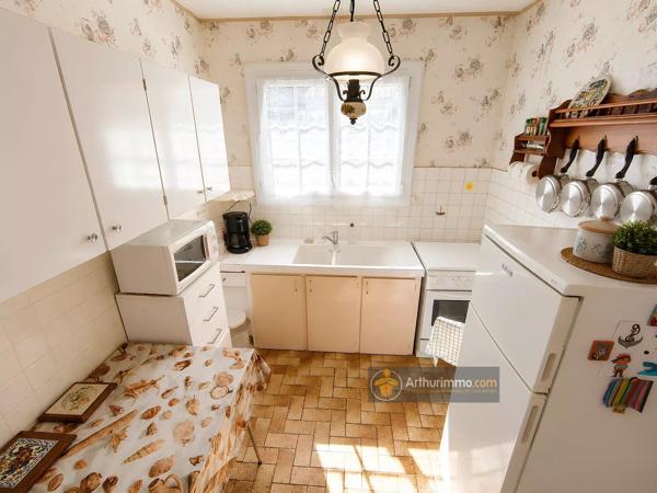 Vente                                                      Maison
                        
                     3 pièces                      82 m2                     à Saint-Jean-de-Monts