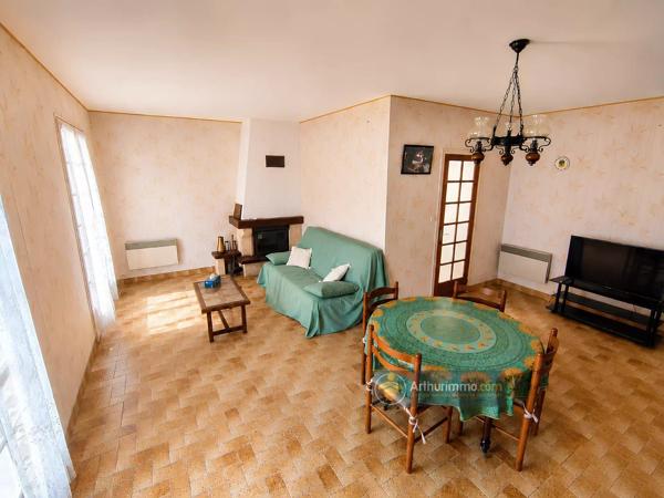 Vente                                                      Maison
                        
                     3 pièces                      82 m2                     à Saint-Jean-de-Monts