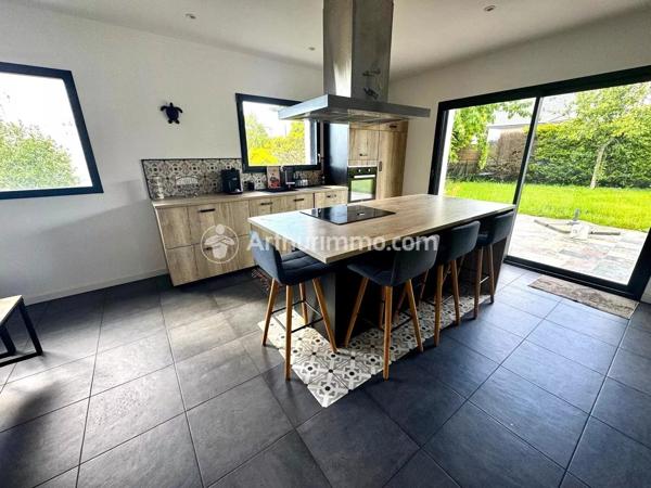 Vente                                                      Maison
                        
                     5 pièces                      108 m2                     à Saint-Quay-Portrieux