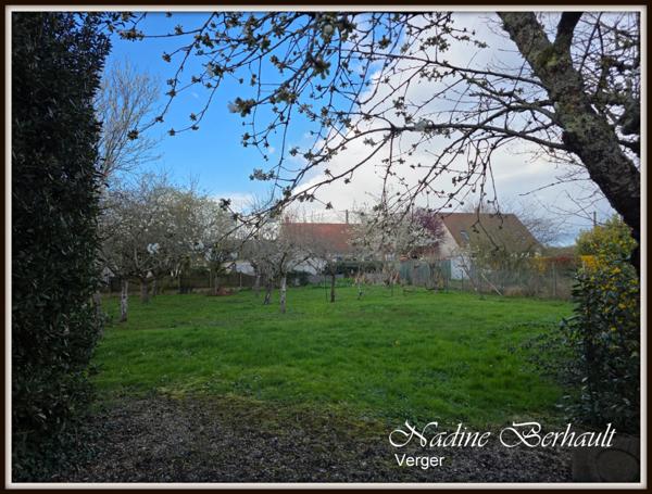 Immeuble à vendre AMILLY centre bourg (45) ensemble immobilier avec fort potentiel et rentabilité de plus de 35 200 €/an.