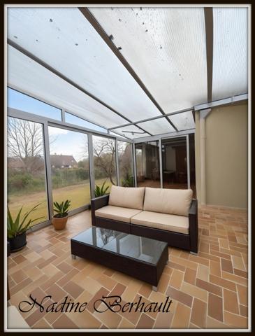 Immeuble à vendre AMILLY centre bourg (45) ensemble immobilier avec fort potentiel et rentabilité de plus de 35 200 €/an.