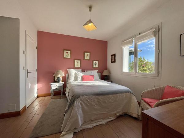 Maison à vendre  8 pièces - 223,89 m2 BASSUSSARRY - 64