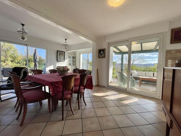 Maison à vendre  8 pièces - 223,89 m2 BASSUSSARRY - 64