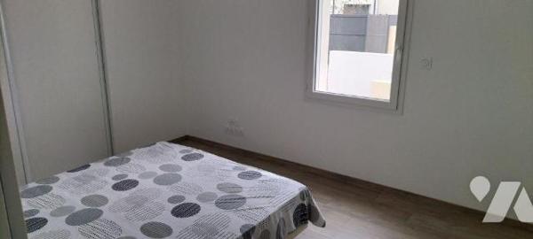 Aux portes de Niort A 2 min de toutes commodités (écoles commerces gare)  et 5 min de la zone c...