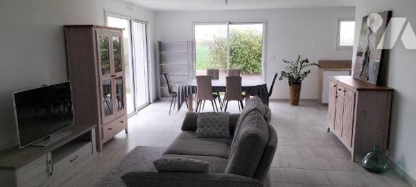 Aux portes de Niort A 2 min de toutes commodités (écoles commerces gare)  et 5 min de la zone c...