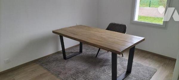 Aux portes de Niort A 2 min de toutes commodités (écoles commerces gare)  et 5 min de la zone c...