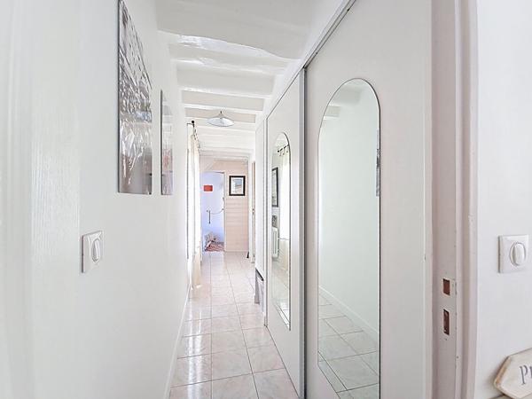 Maison hypercentre Dreux, commodités, écoles et commerces à pied, Cour privative et dépendance