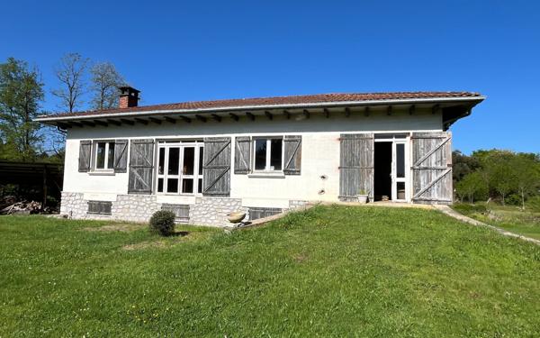 Maison à vendre    8 pièces •  Rion-des-Landes