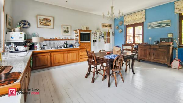 Maison Hesdin 11 pièce(s) 284 m2 secteur Hesdin