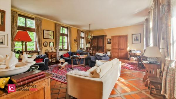 Maison Hesdin 11 pièce(s) 284 m2 secteur Hesdin