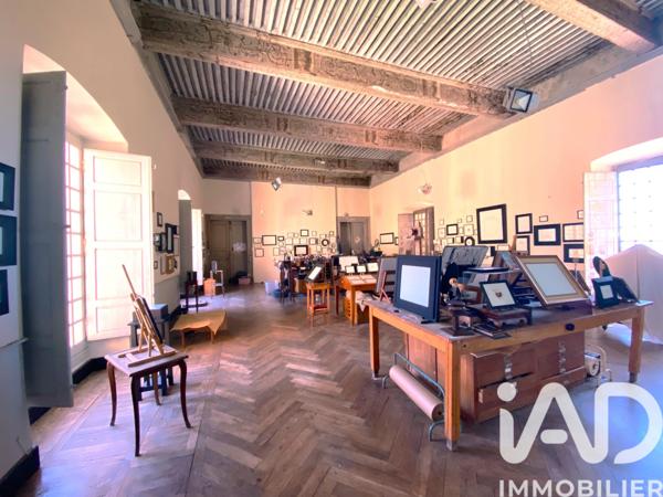 Maison à vendre 20 pièces 1 380 m² Châteaudouble