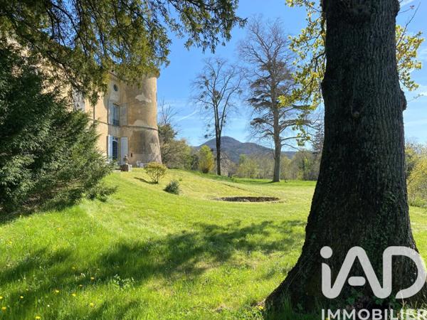 Maison à vendre 20 pièces 1 380 m² Châteaudouble