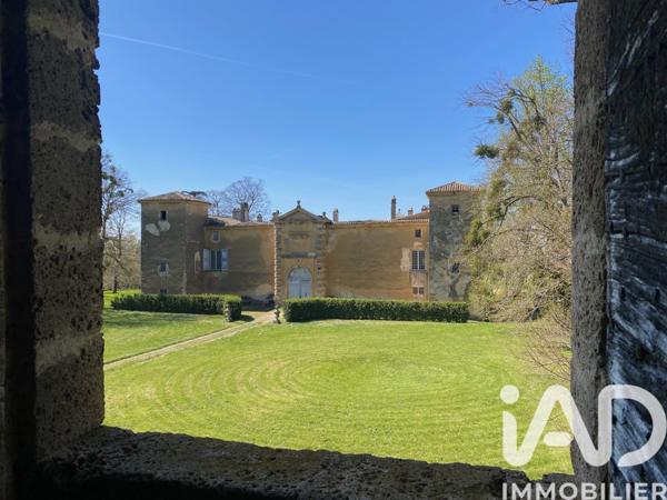 Maison à vendre 20 pièces 1 380 m² Châteaudouble