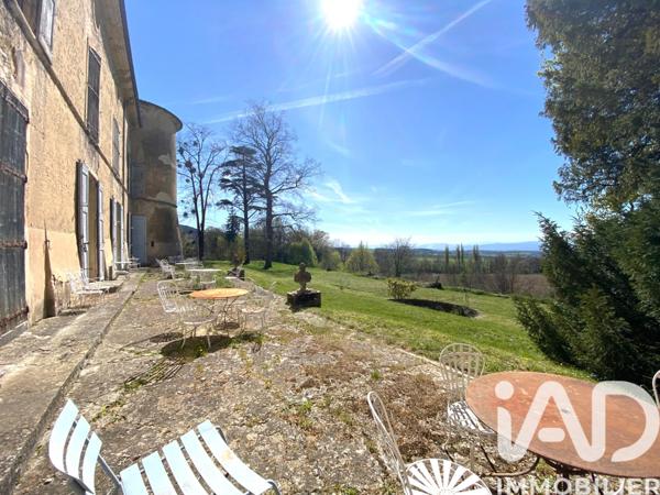 Maison à vendre 20 pièces 1 380 m² Châteaudouble