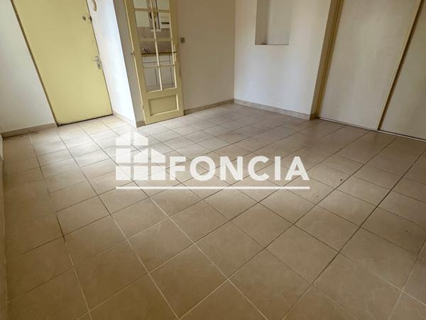 Location Studio 30 m² - Niort 79000