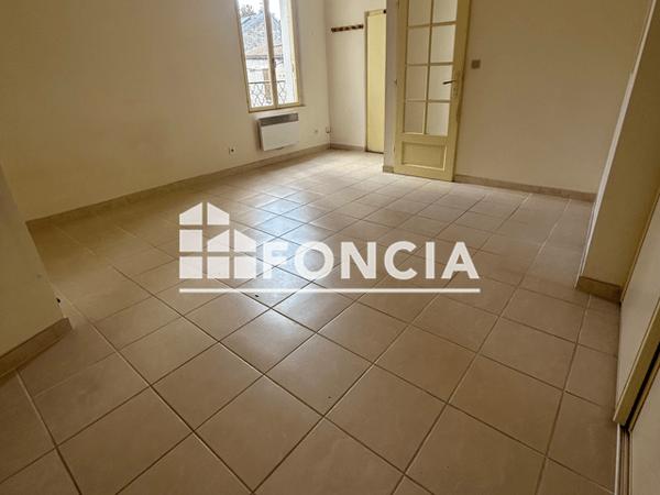 Location Studio 30 m² - Niort 79000