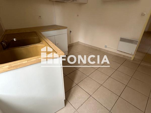 Location Studio 30 m² - Niort 79000
