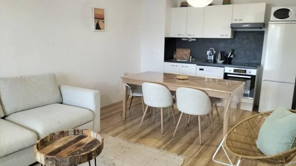 Bel appartement dans une résidence récente proche de la plage