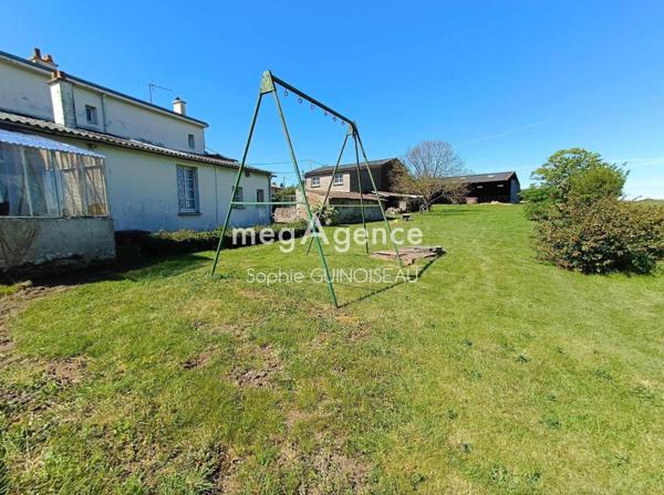 Maison à JALLAIS, 49450 - 7 pièces 165m²