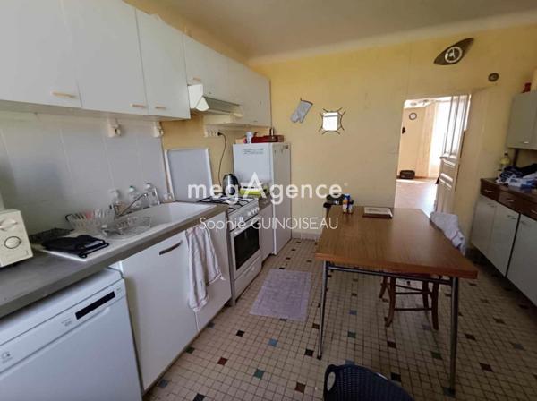 Maison à JALLAIS, 49450 - 7 pièces 165m²