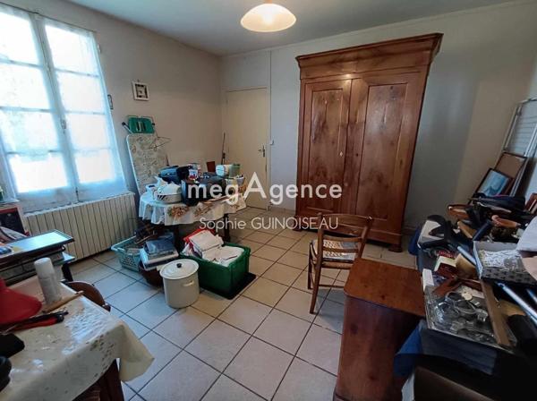 Maison à JALLAIS, 49450 - 7 pièces 165m²