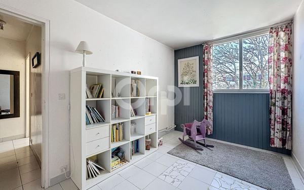 Appartement à vendre    5 pièces • 104,90 m2 Fontenay-sous-Bois