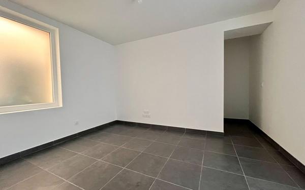Appartement à louer    1 pièce •  Pérenchies