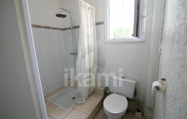 Maison 4 pièces   110 m2   Terrain d'environ 2500 m2   proche Périgueux