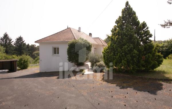 Maison 4 pièces   110 m2   Terrain d'environ 2500 m2   proche Périgueux