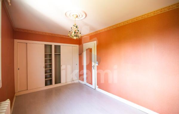 Maison 4 pièces   110 m2   Terrain d'environ 2500 m2   proche Périgueux