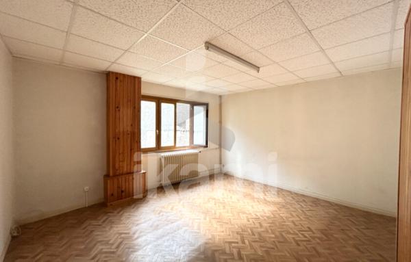 Maison de ville avec cour