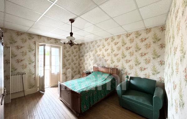 Maison de ville avec cour