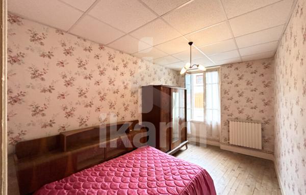 Maison de ville avec cour