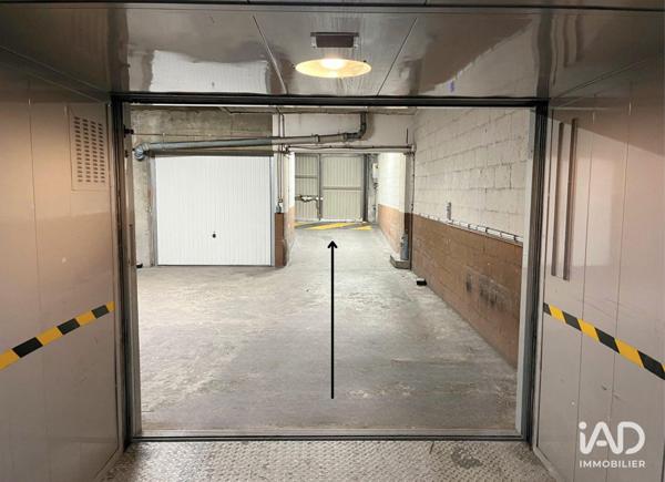 Location parking 10 m² Paris 14